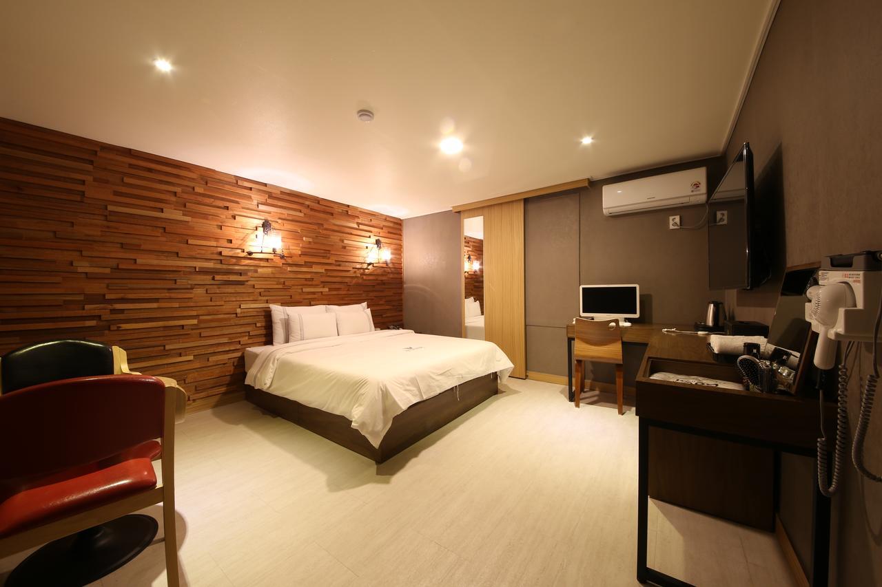 Winner Hotel Jeonju Dış mekan fotoğraf